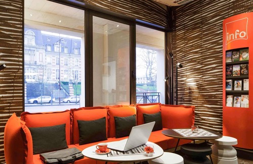 Saint-Louis Hotel | ibis Versailles Château