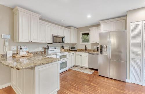 West Beach House | IC55: 55 Inlet Cove