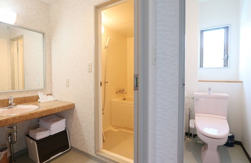 Shima House | Ichirakuonsen Hotel