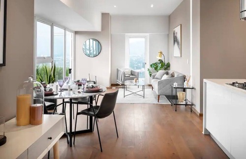 Los Alpes Apartment | Icon Beyond 3033