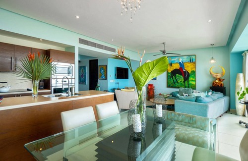 North Hotel Zone Condo | Icon Vallarta Luxury Beachfront