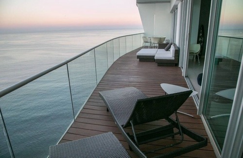 North Hotel Zone Resort | Icon Vallarta