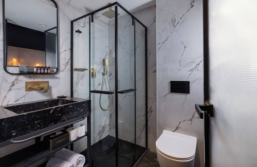 Tel Aviv Hotel | Iconic Hotel