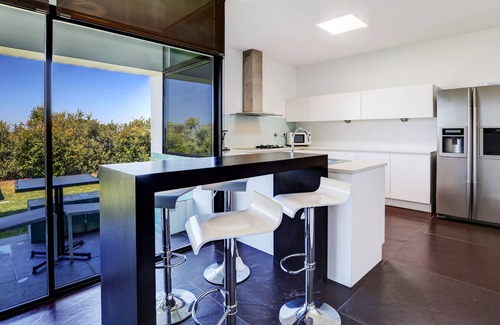 Vau House | ID57 Villa Moura, Luxury 3 Bedroom Villa w Pool & Golf near Obidos