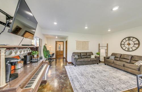 Boundary County Apartment | Idaho Retreat with Fire Pit - 2 Mi to McArthur Lake