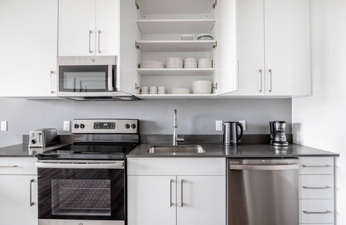 St. Elizabeth's Apartment | Ideal Brighton 1BR w/W/D, Pool & Gym, nr Green Line, by Blueground