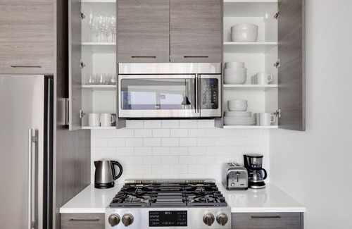 Downtown Brooklyn Apartment | Ideal Downtown BK 2BR w/Elevator & Lounge, near groceries, by Blueground