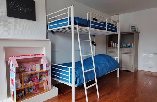 Granville Apartment | Ideal for families in the center of Granville