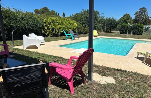 Graveson House | Ideal for large families: VILLA 180 m² in residential area with swimming pool
