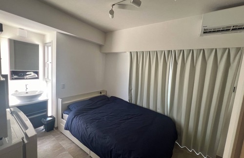 Shikina Apartment | Ideal for travel, a clean studio with excellent access.