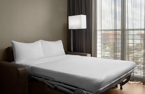 Clearwater Beach Hotel | Ideal Location for Your Getaway! 2 Spacious Rooms with King Bed, Rooftop Pool