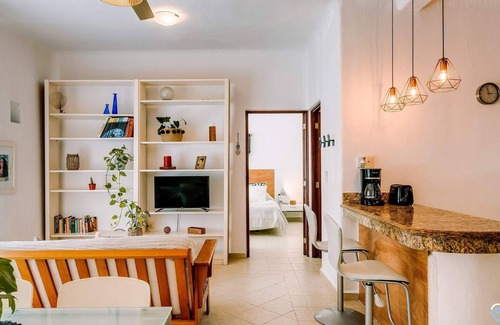 12th Street Apartment | Ideal Location, Awesome Pool and Walk to Beach&5th