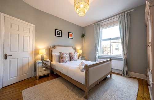 Chorlton-cum-Hardy House | Ideal lodging in Chorlton