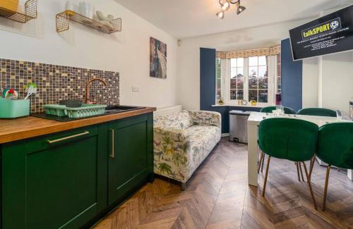 Openshaw House | Ideal Lodgings In Openshaw