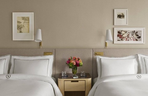 Back Bay East Hotel | Ideal Mix of Comfort and Value! 3 Comfortable Units, Near M Street Beach
