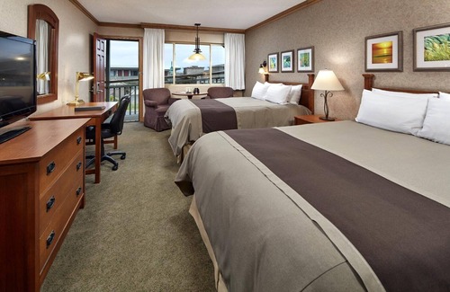 San Simeon Hotel | Ideal Oceanfront Getaway | 2 Units | Short Drive from San Simeon State Park