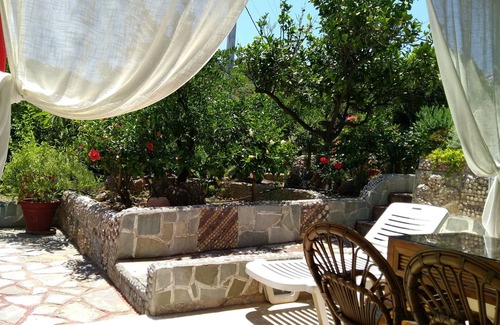 Ammoudara Villa | Ideal Place for Family Near the Beach With Garden