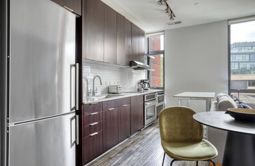 Shaw Apartment | Ideal Shaw Studio w/Gym, W/D & Roof, near U Street, by Blueground