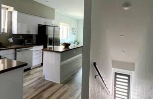View Park-Windsor Hills House | Ideal Townhouse in Mid City -CR1-CUL