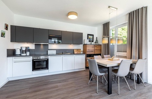 Boltenhagen Apartment | Ideales Familienapartment für 6 Personen mit Balkon und Zwei Bädern Nahe Ostsee - Aparthotel