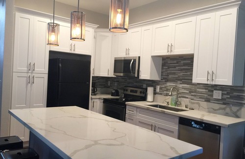 Costa Mesa Condo | Ideally centrally located apartment in the South Coast Metro