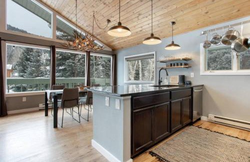 Eagle-Vail Apartment | Ideally Located EagleVail Home