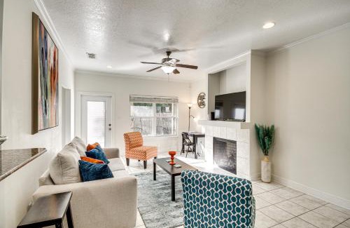 Gulfport Apartment | Ideally Located Gulfport Condo Less Than 1 Mi to Beach!