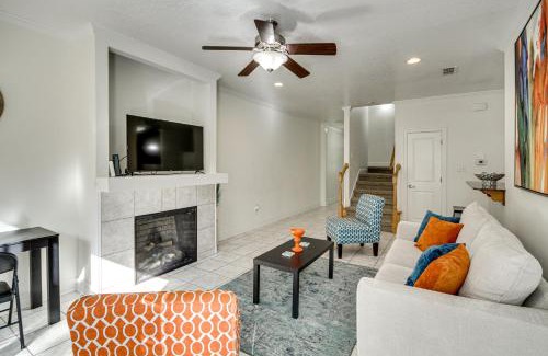 Gulfport Apartment | Ideally Located Gulfport Condo Less Than 1 Mi to Beach!