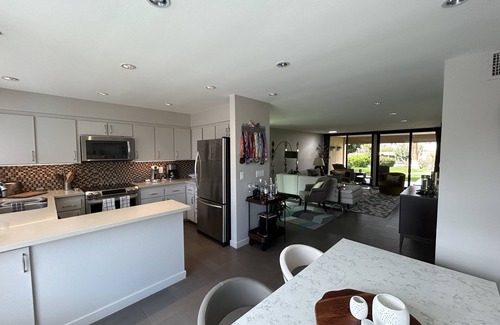 Palm Desert Condo | Ideally located - Sandpiper Circle 6