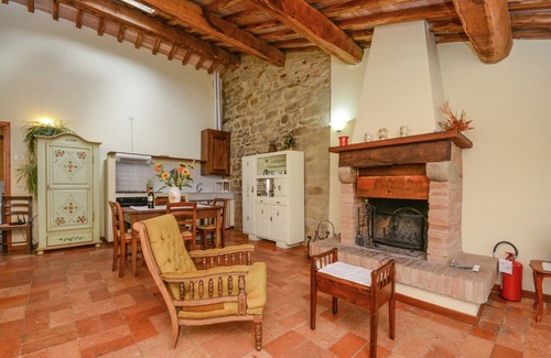 Bivio Lugnano House | Idyllic Stay with Charm