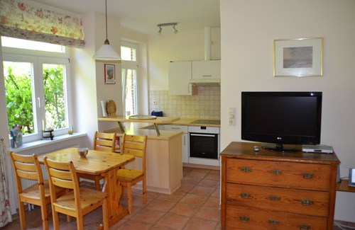 Barkelsby Condo | Idyllic apartment 10 minutes to the beach