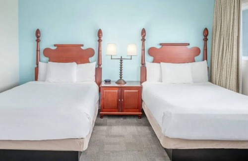 Kahului Hotel | Idyllic Beach Getaway | Four Family Ready Rooms w/Direct Beach Access