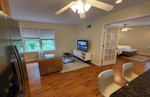 Pike Creek House | Idyllic carriage house private 2 car garage W/D
