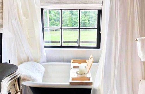 Helen Cottage | Idyllic cottage short drive to Helen with lovely views, furnished porch, firepit