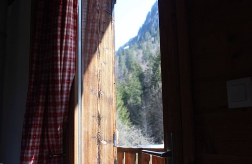 Montriond House | idyllic family owned 5 bed chalet - sleeps up to 12