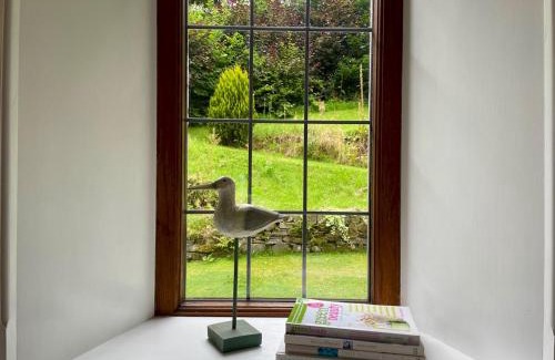 Longnor House | Idyllic Historical Country Retreat in Elkstone - Pass the Keys