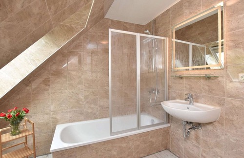 Damshagen House | Idyllic Holiday Home in Damshagen with Terrace
