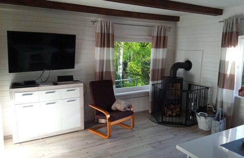 Klingberg Cabin | Idyllic holiday home on the forest and lake in Klingberg