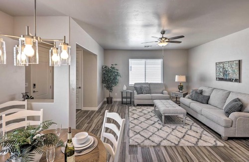Kingman House | Idyllic Kingman Retreat with Yard - Near Hiking