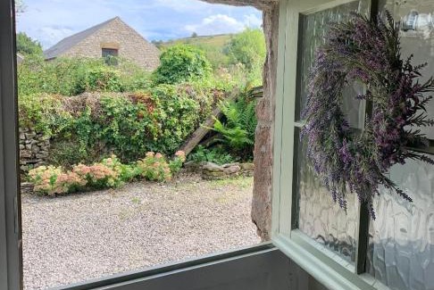 Taddington House | Idyllic, rustic, traditional cottage in rural village with wood burner and a great local pub