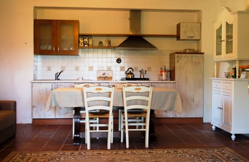 Citta della Pieve Apartment | Idyllic Tuscan-Umbrian apartments within a villa with pool