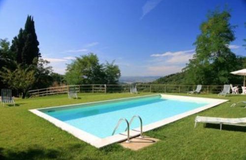 Sesto Fiorentino House | Idyllic Tuscan Hideaway with Pool and spa