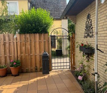 Bosau Apartment | Idyllische Wohnung mit Terrasse und Seezugang