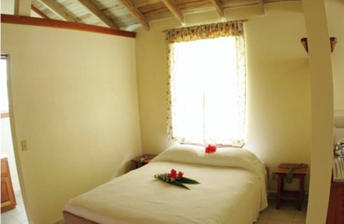 San Pedro Resort | If you are a solo traveler or in a couple and travel on a budget - no ac