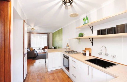 Ballarat North Apartment | If you are looking for a comfortable homely place to stay while in Ballarat, this is it