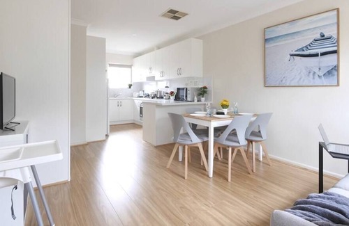 Windsor Gardens Condo | If you're looking for a family and worker friendly home, this is it! Fully self contained & equipped