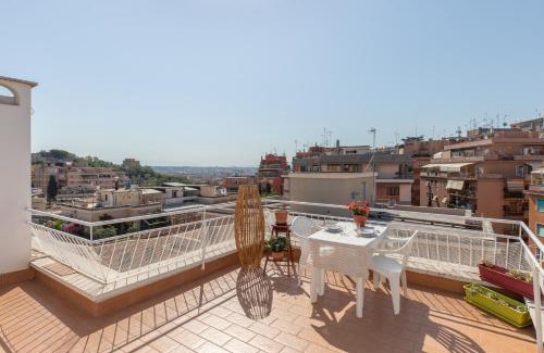 Trionfale Apartment | iFlat Shiny Penthouse in Balduina