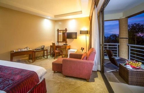 Mbarara Resort | Igongo Country Hotel and Cultural Centre
