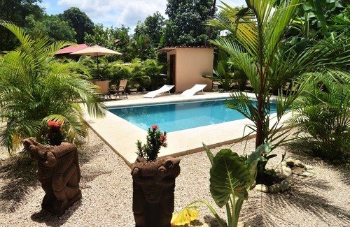 Samara House | Iguana house very close to the center with a beautiful view in the jungle