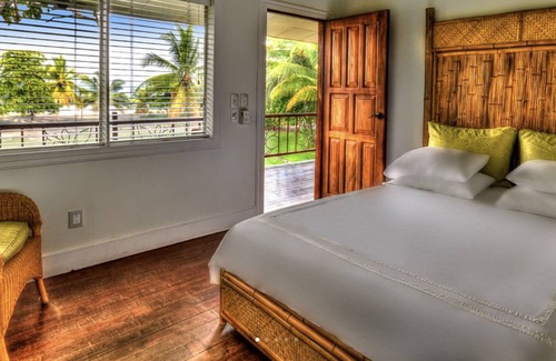 Puerto Jimenez Hotel | Iguana Lodge Beach Resort